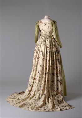 Fairfax House -1790 dress