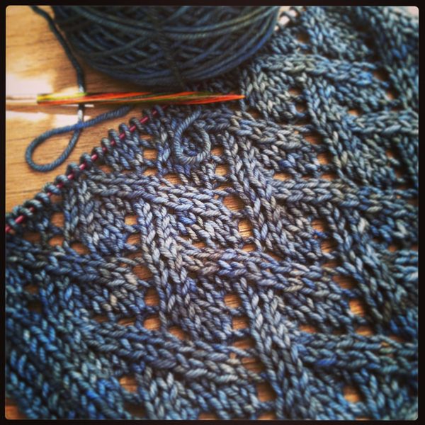 Knitting - Grapevine Shawl - free pattern (click on link below picture - goes straight to pattern p…