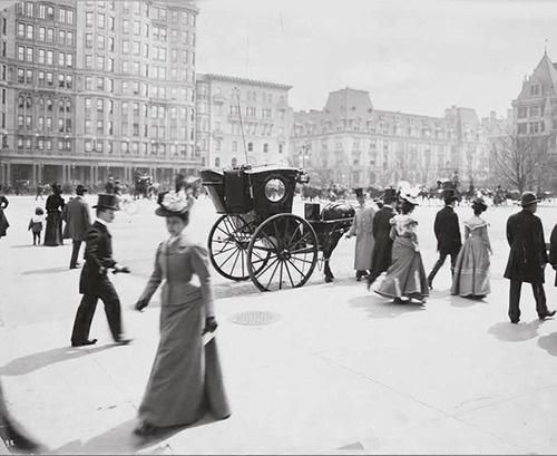 5th Avenue and 59th Street, New York City, 1897.