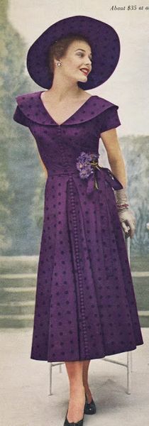 Dividing Vintage Moments : Vogue 1949 Ready for Part II?