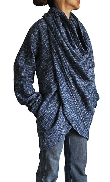 Interesting Garment: Twist design coat pullover JFS-061-04 of the hand-woven cotton Tarpon