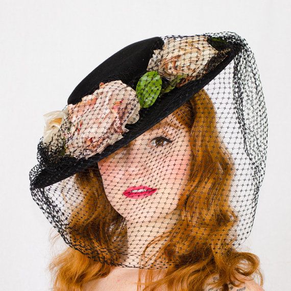 1940s vintage hat / tilt hat / Suzy Lee