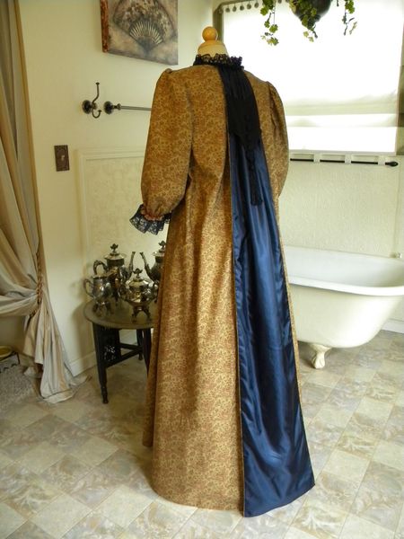Victorian Aesthetic Movement tea Gown repro | Flickr - Photo Sharing!