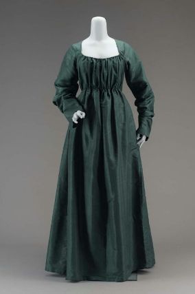 Day dress, ca. 1793; MFA 51.1968