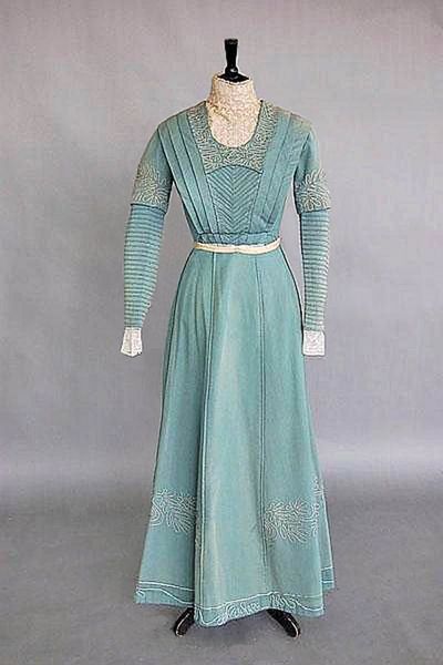 Day dress ca. 1910. Pale blue wool with pleated bodice and high lace neckline. Kerry Taylor Auction…