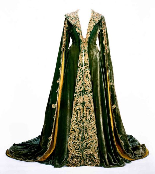 Green velvet dressing gown worn by Vivien Leigh as Scarlett O'Hara in Gone With The Wind. Image cou…