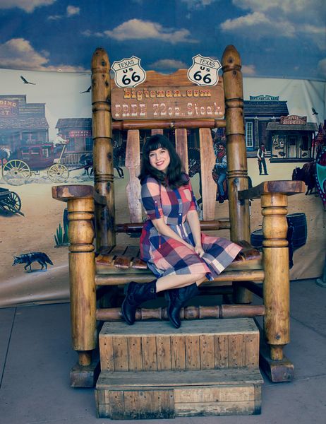 Giant buffalo plaid dress, I will have you!