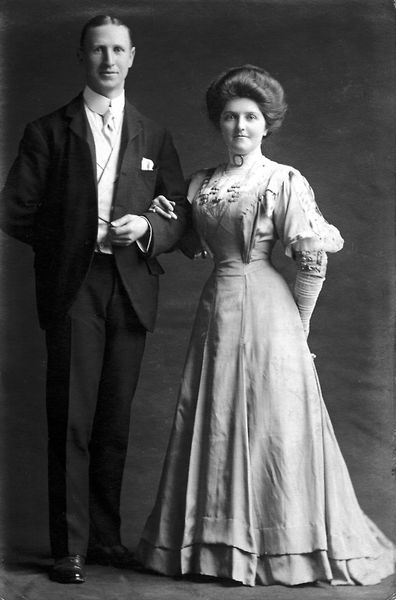 A portrait (wedding portrait?) of Henry Thomas Lovejoy and Kate Smith, 1905 England