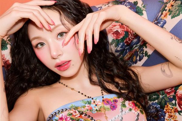 minaron on X: "CHAEYOUNG FOR DAZED WOW https://t.co/eRkts6Ud3x" / X