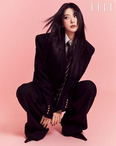 KSG Updates on X: "[ARTICLE] 250317 SEULGI for Elle Korea April 2025 issue "Seulgi, today is pink f…