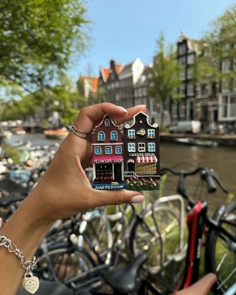 ℒ on X: "amsterdam https://t.co/PDuUMU0Go6" / X